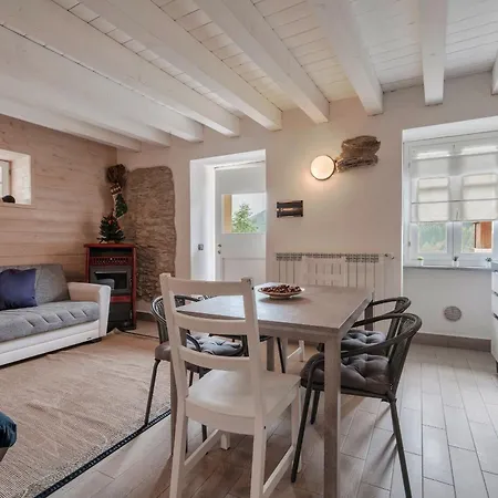 Mv Apartment *